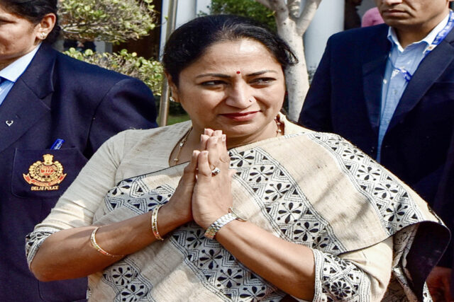 Rekha Gupta arrives to attend Delhi Assembly Session